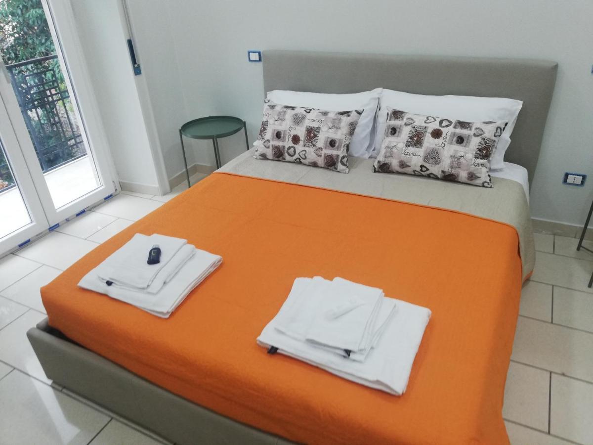 Binario 3 Bed and Breakfast Eboli Eksteriør billede